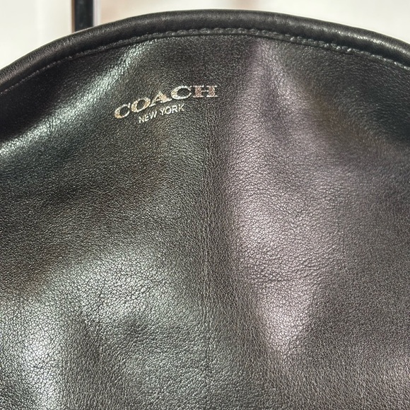 COACH Legacy Duffle 19889 - Picture 4 of 12